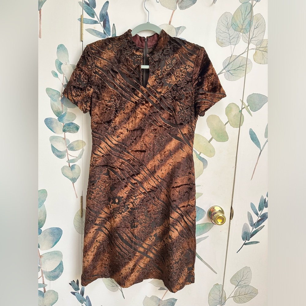 Vintage Liz Claiborne union made in USA, velvet brown black tiger cocktail dress